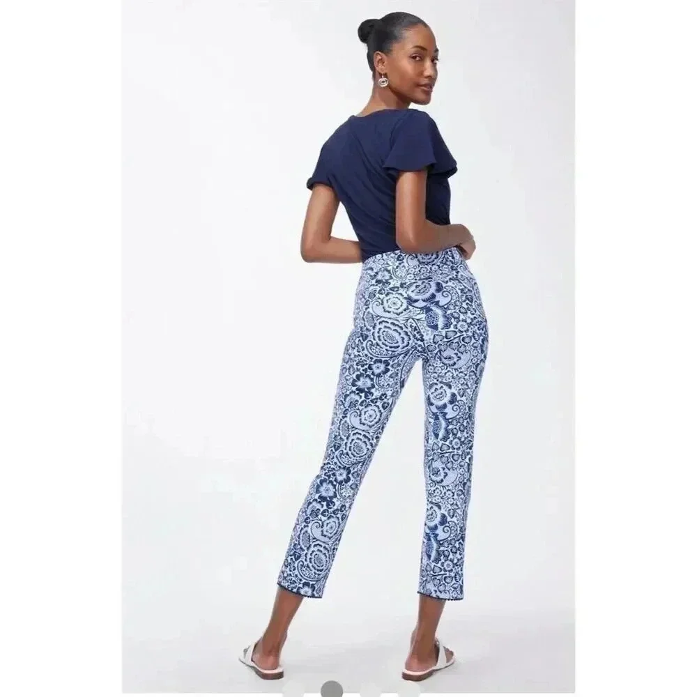 Chico's Women's Petite Paisley‎ Cropped Pants Blue Size 00P(Chicos) or 2P